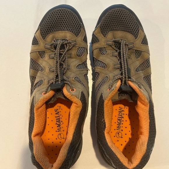 🥾 Magellan Vibram Hiking 🥾 Shoes - Picture 4 of 8